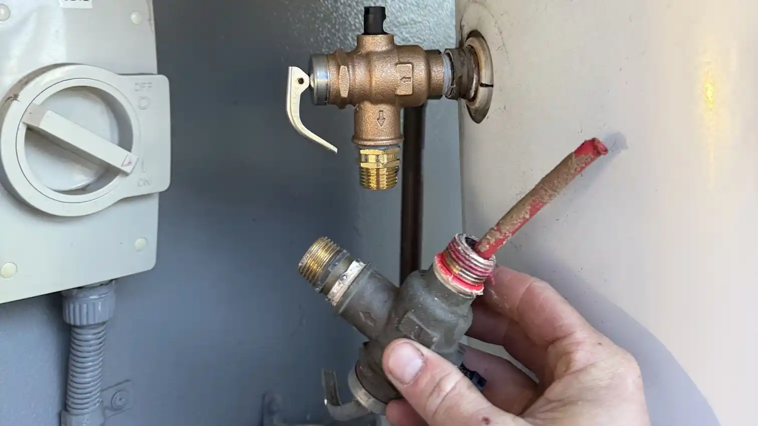 thermann hot water installer